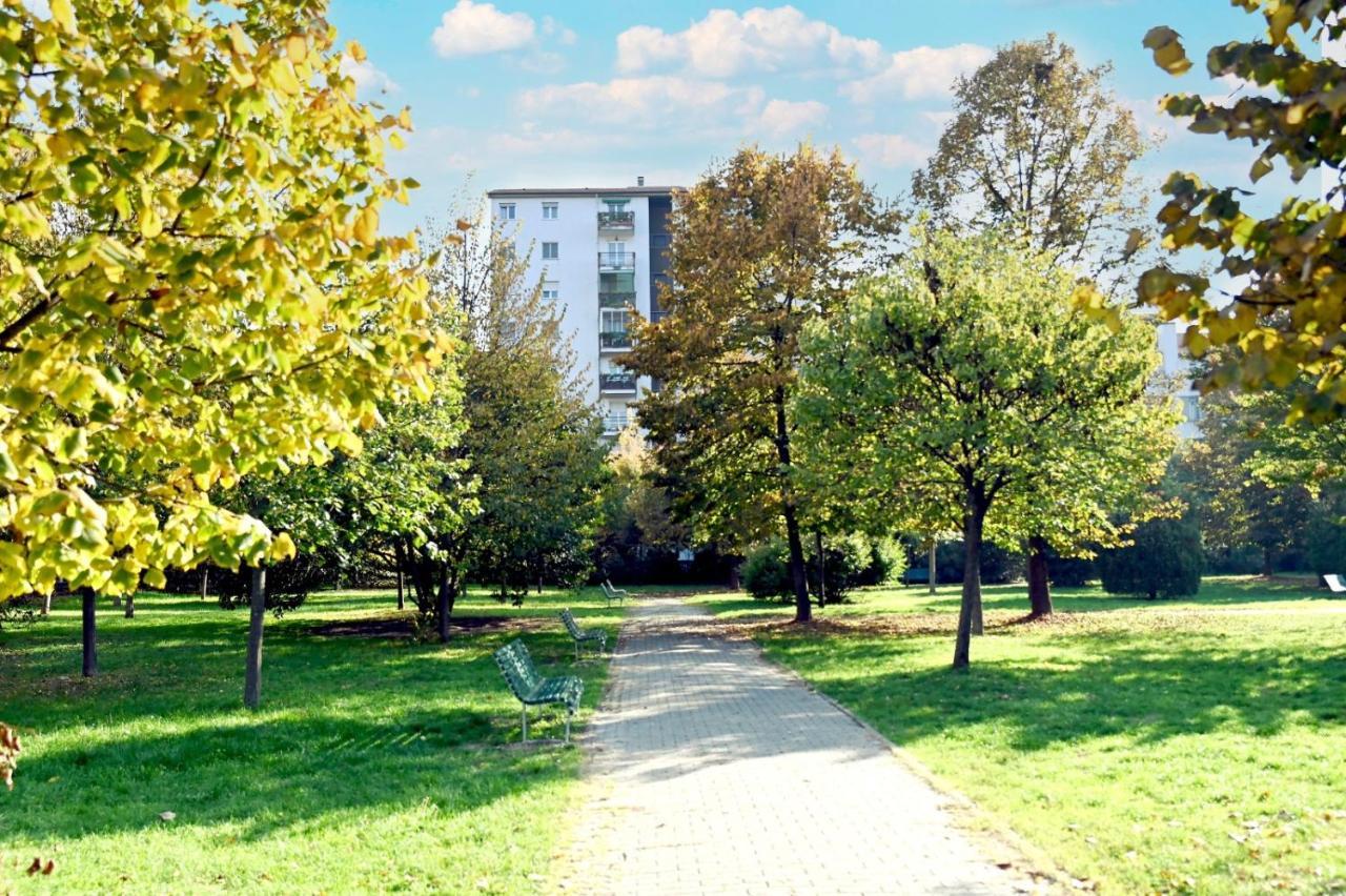 Lucca 22 Milão Exterior foto
